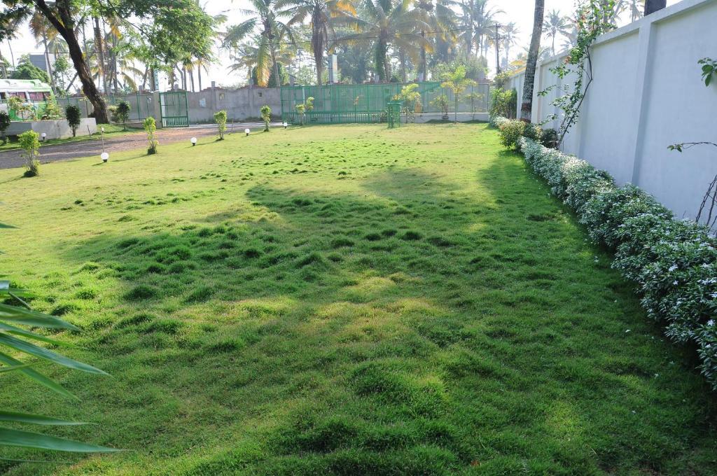 Cosy Regency Bed & Breakfast Alappuzha Exterior photo