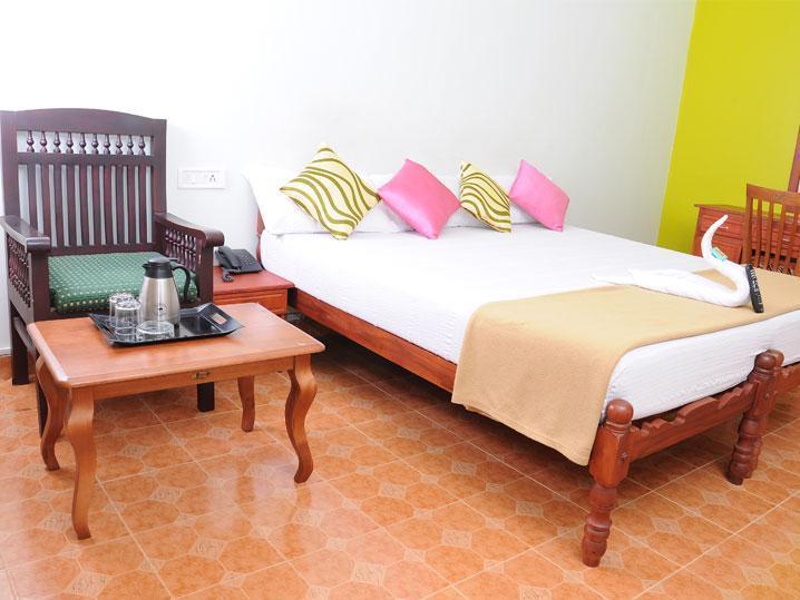 Cosy Regency Bed & Breakfast Alappuzha Exterior photo